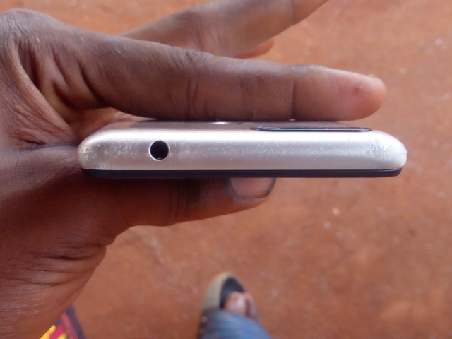 Tecno Pop 2, Telemóveis, Bissau