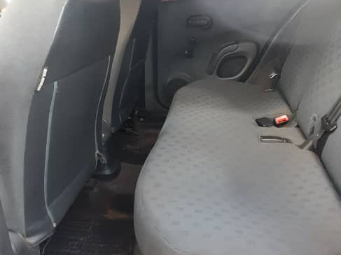 Nissan Micra, Carros, Bissau