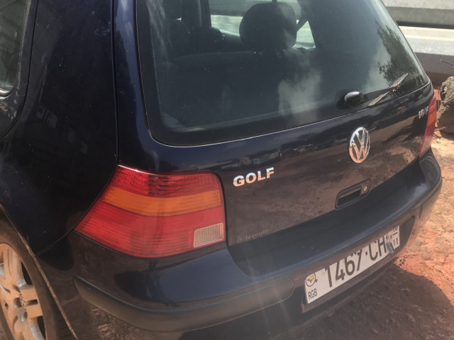 Volkswagen Golf, Carros, Bissau