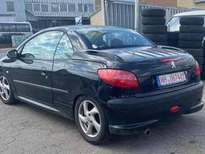 Peugeot 206, Carros, Bissau