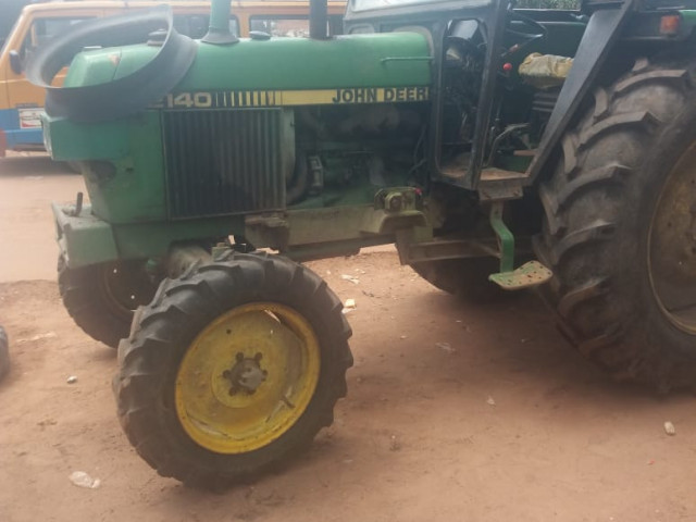 Trator John Deere 2140, Agricultura - Industrial, Bissau