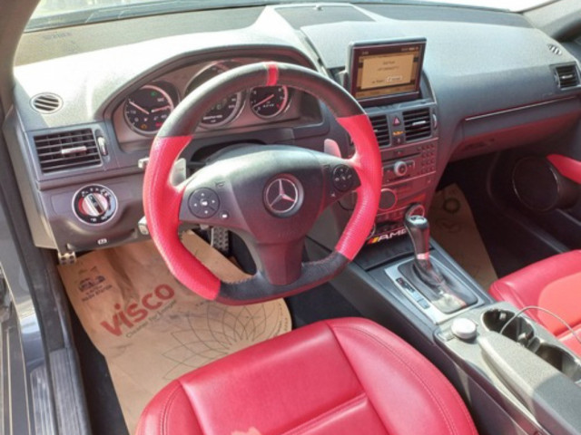 Mercedes-Benz C-Class, Carros, Bissau