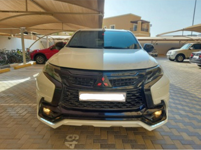 Mitsubishi Montero, Carros, Bissau