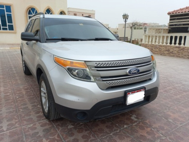 Ford Explorer, Carros, Bissau