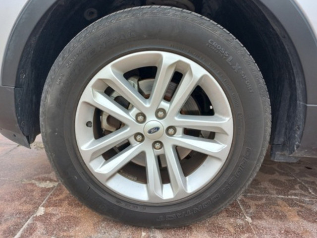 Ford Explorer, Carros, Bissau