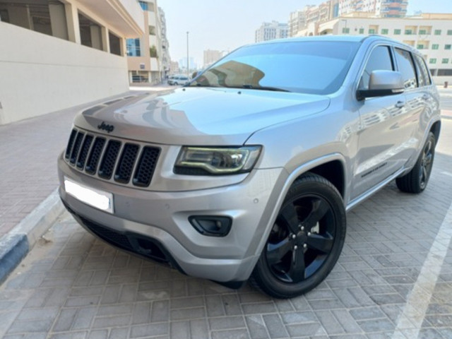 Jeep Grand Cherokee, Carros, Bissau