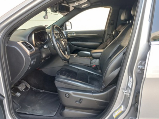 Jeep Grand Cherokee, Carros, Bissau